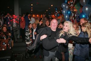 29-01-2017 SHOWBIZZ; HARRY MENS VIERT ZEVENTIGSTE VERJAARDAG.Het was de grote verrassing voor de jarige Harry Mens, een surprise party met muziek veel gasten, vrienden en vooral veel familie.
foto:Albert den Iseger