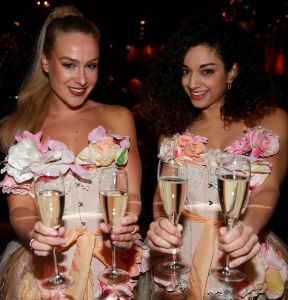 29-01-2017 SHOWBIZZ; HARRY MENS VIERT ZEVENTIGSTE VERJAARDAG.Het was de grote verrassing voor de jarige Harry Mens, een surprise party met muziek veel gasten, vrienden en vooral veel familie.
foto:Albert den Iseger