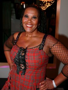 30-01-2017 SHOWBIZZ; AL WEER VOOR DE 35STE KEER DE GEELS AWARDS-NIEUWJAARSPARTY. Populariteit Awards
Traditiegetrouw worden tijdens de Geels Nieuwjaarsparty de Populariteit Awards uitgereikt. Dit jaar mogen de volgende artiesten hun prijs in ontvangst nemen: Shirma Rouse, Tim Douwsma, Wolter Kroes, Tino Martin, O G3NE, The Dirty Daddies, Laura Beekman,Ingrid Simons , Steffen Morrison en Het Feestteam . De awards worden geheel in stijl uitgereikt door verschillende BN ers, waaronder Gerard Joling. 

Populariteit Awards 2016     Geels Nieuwjaarsparty
 
Categorie: 
Meest geboekte Festival band 
en Landelijke doorbraak2016
ARSTIEST: THE DIRTY DADDIES,  Award wordt uitgereikt door Bobbi Eden
 
Categorie: Succesvolste meidengroep en grote doorbraak 2016
Artiest: O 3GENE, Award wordt uitgereikt door Gerard Joling
 
Categorie: Singer songwriter, Upcoming music artiest  
ARTIEST: LAURA BEEKMAN
 
Categorie, Beste Zanger 2016
Artiest: Tino MARTIN

Categorie
Leukste jonge TV Persoonlijkheid 2016
TIM DOUWSMA
 
Categorie: Meest opvallend album 2016
Artiest: WOLTER KROES
 
Categorie: Meest opvallende en succesvolle soulzangeres 2016
Artiest: SHIRMA ROUSE
 
Categorie:   Oeuvre Award?
Artiest: INGRID SIMONS
 
Categorie:   Beste Feest act 2016
Artiest: HET FEESTTEAM
 30-01-2017 SHOWBIZZ; AL WEER VOOR DE 35STE KEER DE GEELS AWARDS-NIEUWJAARSPARTY. Populariteit Awards
Traditiegetrouw worden tijdens de Geels Nieuwjaarsparty de Populariteit Awards uitgereikt. Dit jaar mogen de volgende artiesten hun prijs in ontvangst nemen: Shirma Rouse, Tim Douwsma, Wolter Kroes, Tino Martin, O G3NE, The Dirty Daddies, Laura Beekman,Ingrid Simons , Steffen Morrison en Het Feestteam . De awards worden geheel in stijl uitgereikt door verschillende BN ers, waaronder Gerard Joling. 

Populariteit Awards 2016     Geels Nieuwjaarsparty
 
Categorie: 
Meest geboekte Festival band 
en Landelijke doorbraak2016
ARSTIEST: THE DIRTY DADDIES,  Award wordt uitgereikt door Bobbi Eden
 
Categorie: Succesvolste meidengroep en grote doorbraak 2016
Artiest: O 3GENE, Award wordt uitgereikt door Gerard Joling
 
Categorie: Singer songwriter, Upcoming music artiest  
ARTIEST: LAURA BEEKMAN
 
Categorie, Beste Zanger 2016
Artiest: Tino MARTIN

Categorie
Leukste jonge TV Persoonlijkheid 2016
TIM DOUWSMA
 
Categorie: Meest opvallend album 2016
Artiest: WOLTER KROES
 
Categorie: Meest opvallende en succesvolle soulzangeres 2016
Artiest: SHIRMA ROUSE
 30-01-2017 SHOWBIZZ; AL WEER VOOR DE 35STE KEER DE GEELS AWARDS-NIEUWJAARSPARTY. Populariteit Awards
Traditiegetrouw worden tijdens de Geels Nieuwjaarsparty de Populariteit Awards uitgereikt. Dit jaar mogen de volgende artiesten hun prijs in ontvangst nemen: Shirma Rouse, Tim Douwsma, Wolter Kroes, Tino Martin, O G3NE, The Dirty Daddies, Laura Beekman,Ingrid Simons , Steffen Morrison en Het Feestteam . De awards worden geheel in stijl uitgereikt door verschillende BN ers, waaronder Gerard Joling. 

Populariteit Awards 2016     Geels Nieuwjaarsparty
 
Categorie: 
Meest geboekte Festival band 
en Landelijke doorbraak2016
ARSTIEST: THE DIRTY DADDIES,  Award wordt uitgereikt door Bobbi Eden
 
Categorie: Succesvolste meidengroep en grote doorbraak 2016
Artiest: O 3GENE, Award wordt uitgereikt door Gerard Joling
 
Categorie: Singer songwriter, Upcoming music artiest  
ARTIEST: LAURA BEEKMAN
 
Categorie, Beste Zanger 2016
Artiest: Tino MARTIN

Categorie
Leukste jonge TV Persoonlijkheid 2016
TIM DOUWSMA
 
Categorie: Meest opvallend album 2016
Artiest: WOLTER KROES
 
Categorie: Meest opvallende en succesvolle soulzangeres 2016
Artiest: SHIRMA ROUSE
 
Categorie:   Oeuvre Award?
Artiest: INGRID SIMONS
 
Categorie:   Beste Feest act 2016
Artiest: HET FEESTTEAM
 
Categorie:  Beste Live performer Classic old Soul 2016
Artiest: STEFFEN MORRISON
 
Cat30-01-2017 SHOWBIZZ; AL WEER VOOR DE 35STE KEER DE GEELS AWARDS-NIEUWJAARSPARTY. Populariteit Awards
Traditiegetrouw worden tijdens de Geels Nieuwjaarsparty de Populariteit Awards uitgereikt. Dit jaar mogen de volgende artiesten hun prijs in ontvangst nemen: Shirma Rouse, Tim Douwsma, Wolter Kroes, Tino Martin, O G3NE, The Dirty Daddies, Laura Beekman,Ingrid Simons , Steffen Morrison en Het Feestteam . De awards worden geheel in stijl uitgereikt door verschillende BN ers, waaronder Gerard Joling. 

Populariteit Awards 2016     Geels Nieuwjaarsparty
 
Categorie: 
Meest geboekte Festival band 
en Landelijke doorbraak2016
ARSTIEST: THE DIRTY DADDIES,  Award wordt uitgereikt door Bobbi Eden
 
Categorie: Succesvolste meidengroep en grote doorbraak 2016
Artiest: O 3GENE, Award wordt uitgereikt door Gerard Joling
 
Categorie: Singer songwriter, Upcoming music artiest  
ARTIEST: LAURA BEEKMAN
 
Categorie, Beste Zanger 2016
Artiest: Tino MARTIN

Categorie
Leukste jonge TV Persoonlijkheid 2016
TIM DOUWSMA
 
Categorie: Meest opvallend album 2016
Artiest: WOLTER KROES
 
Categorie: Meest opvallende en succesvolle soulzangeres 2016
Artiest: SHIRMA ROUSE
 
Categorie:   Oeuvre Award?
Artiest: INGRID SIMONS
 
Categorie:   Beste Feest act 2016
Artiest: HET FEESTTEAM
 
Categorie:  Beste Live performer Classic old Soul 2016
Artiest: STEFFEN MORRISON
 egorie:   Oeuvre Award?
Artiest: INGRID SIMONS
 
Categorie:   Beste Feest act 2016
Artiest: HET FEESTTEAM
 
Categorie:  Beste Live performer Classic old Soul 2016
Artiest: STEFFEN MORRISON
 
Categorie:  Beste Live performer Classic old Soul 2016
Artiest: STEFFEN MORRISON
Foto: Albert den Iseger