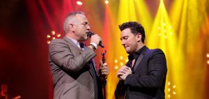 28-01-2018 SHOWBIZZ; TINO MARTIN STAAT IN HET AMSTERDAMSE CARRE EN BLAAST HET DAK ERAF. Tot de laatste stoel uitverkocht. een giga concert van Tino Martin deed de zaal ontploffen, het dak eraf en mensen gingen mee in het muzikale feest van Tino Martin. Een super avond voor de 1600 fans.
foto: Albert den Iseger