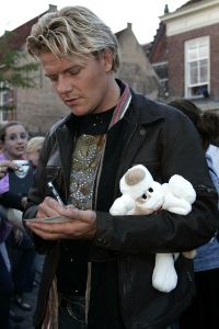 22-07-2005 SHOWBIZZ; TROS MUZIEKFEEST TE DORDRECHT.Op het plein was 20 juli het Trosmuziekfeest, tal van artiesten traden op voor vele honderden mensen.
foto; Albert den Iseger