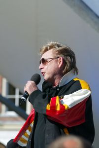 22-07-2005 SHOWBIZZ; TROS MUZIEKFEEST TE DORDRECHT.Op het plein was 20 juli het Trosmuziekfeest, tal van artiesten traden op voor vele honderden mensen.
foto; Albert den Iseger
