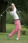17-07-2005 ACTUEEL; BEKENDE NEDERLANDERS IN GOLFTOERNOOI TE ALKMAAR. Op golfbaan de Sluispolder te Alkmaar was het golftoernooi der Ambassadeurs van het goede doel. Sylvana Simons sloeg de eerste bal van dit toernooi. Vele bekende nederlanders en mensen uit het zakenleven sloegen samen veel geld bijeen voor tal van goede doelen.
BN ers: Willy en Rene v.dKerkhof-Ronnie Tober-Daan Schuurmans-Hein Vergeer-Winston Gerschtanowitz-Nico Bierhuizen-Pieter Storms- Piet Schrijvers en nog vele anderen.
Foto: Albert den Iseger.