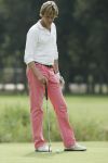 17-07-2005 ACTUEEL; BEKENDE NEDERLANDERS IN GOLFTOERNOOI TE ALKMAAR. Op golfbaan de Sluispolder te Alkmaar was het golftoernooi der Ambassadeurs van het goede doel. Sylvana Simons sloeg de eerste bal van dit toernooi. Vele bekende nederlanders en mensen uit het zakenleven sloegen samen veel geld bijeen voor tal van goede doelen.
BN ers: Willy en Rene v.dKerkhof-Ronnie Tober-Daan Schuurmans-Hein Vergeer-Winston Gerschtanowitz-Nico Bierhuizen-Pieter Storms- Piet Schrijvers en nog vele anderen.
Foto: Albert den Iseger.