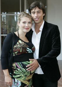 04-07-2005 SHOWBIZZ; PREMIERE SLEEPING BEAUTY ON ICE TE AMSTERDAM. Na dat zaterdag 2 juli j.l. het ijs was afgekeurd was nu alles in top conditie, dus voor de tweede keer kwamen alle Bn\'ers opdagen om toch niets te missen van deze prachtige voorstelling.
Foto; Albert den Iseger