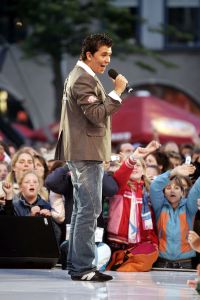 06-07-2005 SHOWBIZZ; TROS MUZIEKFEEST TE ALKMAAR.Het Trosspectacle was deze keer in Alkmaar op de kaasmarkt,de volgende opname\'s zijn in Dordrecht en in  Scheveinegn.
foto: Albert den Iseger