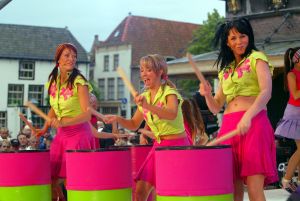 06-07-2005 SHOWBIZZ; TROS MUZIEKFEEST TE ALKMAAR.Het Trosspectacle was deze keer in Alkmaar op de kaasmarkt,de volgende opname\'s zijn in Dordrecht en in  Scheveinegn.
foto: Albert den Iseger