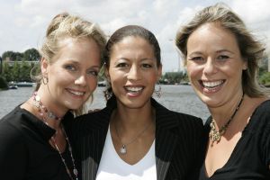 21-07-2005 SHOWBIZZ; SBS NAJAARPRESENTATIE  NET 5- SBS6 EN VERONICA. SBS vol in de aanval met prachtige programma\'s voor de aankomende winter.Alle coryfeeen waren aanwezig om hun programma\'s te promoten.
foto Albert den Iseger.