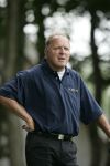 17-07-2005 ACTUEEL; BEKENDE NEDERLANDERS IN GOLFTOERNOOI TE ALKMAAR. Op golfbaan de Sluispolder te Alkmaar was het golftoernooi der Ambassadeurs van het goede doel. Sylvana Simons sloeg de eerste bal van dit toernooi. Vele bekende nederlanders en mensen uit het zakenleven sloegen samen veel geld bijeen voor tal van goede doelen.
BN ers: Willy en Rene v.dKerkhof-Ronnie Tober-Daan Schuurmans-Hein Vergeer-Winston Gerschtanowitz-Nico Bierhuizen-Pieter Storms- Piet Schrijvers en nog vele anderen.
Foto: Albert den Iseger.