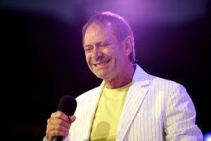 22-07-2005 SHOWBIZZ; TROS MUZIEKFEEST TE DORDRECHT.Op het plein was 20 juli het Trosmuziekfeest, tal van artiesten traden op voor vele honderden mensen.
foto; Albert den Iseger