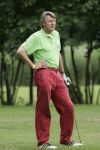 17-07-2005 ACTUEEL; BEKENDE NEDERLANDERS IN GOLFTOERNOOI TE ALKMAAR. Op golfbaan de Sluispolder te Alkmaar was het golftoernooi der Ambassadeurs van het goede doel. Sylvana Simons sloeg de eerste bal van dit toernooi. Vele bekende nederlanders en mensen uit het zakenleven sloegen samen veel geld bijeen voor tal van goede doelen.
BN ers: Willy en Rene v.dKerkhof-Ronnie Tober-Daan Schuurmans-Hein Vergeer-Winston Gerschtanowitz-Nico Bierhuizen-Pieter Storms- Piet Schrijvers en nog vele anderen.
Foto: Albert den Iseger.