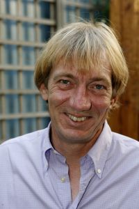 12-07-2006 SHOWBIZZ; SAMSUNG PRESENTEERD OGER TELEFOON.Tal van BN ers kwamen weer opdraven om hun nieuwste mobieltje in ontvangst te nemen. Een echte Oger telefoon.
foto: Albert den Iseger.