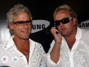 12-07-2006 SHOWBIZZ; SAMSUNG PRESENTEERD OGER TELEFOON.Tal van BN ers kwamen weer opdraven om hun nieuwste mobieltje in ontvangst te nemen. Een echte Oger telefoon.
foto: Albert den Iseger.