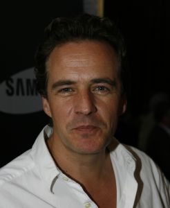12-07-2006 SHOWBIZZ; SAMSUNG PRESENTEERD OGER TELEFOON.Tal van BN ers kwamen weer opdraven om hun nieuwste mobieltje in ontvangst te nemen. Een echte Oger telefoon.
foto: Albert den Iseger.