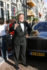 15-07-2006 SHOWBIZZ; WERELDPREMIERE VAN MUSICAL REMBRANDT IN CARRE TE AMSTERDAM. Stardust Theater brengt dan eindelijk de meesterschilder zelf naar Carre. Van 12 juli tot en met 10 december staat Rembrandt te schitteren in Carre.Vele bekenden waren naar de Galapremiere gekomen om te genieten van deze prachtige musical.
foto: Albert den Iseger.