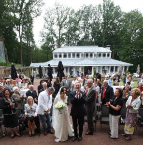 04-07-2008 SHOWBIZZ; HUWELIJK VAN ROB DE NIJS EN HENRIETTE KOETSSCHUTTER.
foto: Albert den Iseger.