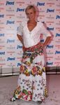 09-07-2008 SHOWBIZZ; GORDON VIERT 40 JARIGE VERJAARDAG OP HET STRAND VAN BLOEMENDAAL. Iedereen hield zich aan de opgelegde dresscode IBIZA STIJL. Meer dan 500 vrienden van Gordon waren naar het regenachtige strand gekomen om samen met vele BNers het verjaardags fuifje van Gordon te vieren. Het werd een knalfeest met tal van optredens en vooral veel drank.
foto: Albert den Iseger.
