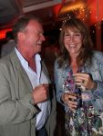 09-07-2008 SHOWBIZZ; GORDON VIERT 40 JARIGE VERJAARDAG OP HET STRAND VAN BLOEMENDAAL. Iedereen hield zich aan de opgelegde dresscode IBIZA STIJL. Meer dan 500 vrienden van Gordon waren naar het regenachtige strand gekomen om samen met vele BNers het verjaardags fuifje van Gordon te vieren. Het werd een knalfeest met tal van optredens en vooral veel drank.
foto: Albert den Iseger.