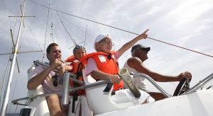 31-07-2008 SHOWBIZZ; DE BAUERS OP VAKANTIE OP DE CANARISCHE EILANDEN. Heerlijk uitrusten van een bijzonder druk jaar in Nederland en Belgie. Frans en Mariska Bauer zijn heerlijk met hun kinderen aan het vakantie vieren. Ze hebben samen ook nog een grote droom vertelden zij ons,  een dochter zou ons gezin wel heel compleet maken. Wij namen de gehele familie mee om een dagje te vissen op Tonijn en Bleu Merlijn, het werd uiteindelijk toch Tonijnen die wij vingen. Deze week het hele verhaal en prachtige sfeer fotos in uw weekblad Prive.
foto: Albert den Iseger.