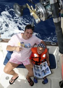 31-07-2008 SHOWBIZZ; DE BAUERS OP VAKANTIE OP DE CANARISCHE EILANDEN. Heerlijk uitrusten van een bijzonder druk jaar in Nederland en Belgie. Frans en Mariska Bauer zijn heerlijk met hun kinderen aan het vakantie vieren. Ze hebben samen ook nog een grote droom vertelden zij ons,  een dochter zou ons gezin wel heel compleet maken. Wij namen de gehele familie mee om een dagje te vissen op Tonijn en Bleu Merlijn, het werd uiteindelijk toch Tonijnen die wij vingen. Deze week het hele verhaal en prachtige sfeer fotos in uw weekblad Prive.
foto: Albert den Iseger.