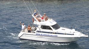 31-07-2008 SHOWBIZZ; DE BAUERS OP VAKANTIE OP DE CANARISCHE EILANDEN. Heerlijk uitrusten van een bijzonder druk jaar in Nederland en Belgie. Frans en Mariska Bauer zijn heerlijk met hun kinderen aan het vakantie vieren. Ze hebben samen ook nog een grote droom vertelden zij ons,  een dochter zou ons gezin wel heel compleet maken. Wij namen de gehele familie mee om een dagje te vissen op Tonijn en Bleu Merlijn, het werd uiteindelijk toch Tonijnen die wij vingen. Deze week het hele verhaal en prachtige sfeer fotos in uw weekblad Prive.
foto: Albert den Iseger.