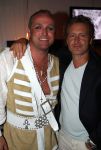 09-07-2008 SHOWBIZZ; GORDON VIERT 40 JARIGE VERJAARDAG OP HET STRAND VAN BLOEMENDAAL. Iedereen hield zich aan de opgelegde dresscode IBIZA STIJL. Meer dan 500 vrienden van Gordon waren naar het regenachtige strand gekomen om samen met vele BNers het verjaardags fuifje van Gordon te vieren. Het werd een knalfeest met tal van optredens en vooral veel drank.
foto: Albert den Iseger.