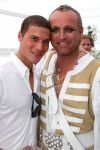 09-07-2008 SHOWBIZZ; GORDON VIERT 40 JARIGE VERJAARDAG OP HET STRAND VAN BLOEMENDAAL. Iedereen hield zich aan de opgelegde dresscode IBIZA STIJL. Meer dan 500 vrienden van Gordon waren naar het regenachtige strand gekomen om samen met vele BNers het verjaardags fuifje van Gordon te vieren. Het werd een knalfeest met tal van optredens en vooral veel drank.
foto: Albert den Iseger.