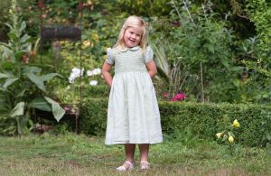 16-07-2008 KONINKLIJKHUIS: MAXIMA EN WILLEM ALEXANDER BLIJ MET SUPER TRIO. Wat een leuk trio AMALIA ALEXIA en ARIANE  drie meisjes drie prinsessen en in leeftijd schelen ze slechts anderhalf jaar maar uiterlijk totaal verschillend. Het was weer het foto kwartiertje op de Horsten dit maal. Het hele verhaal en de mooste plaatsjes deze week in uw weekblad Prive.
foto: Albert den Iseger.