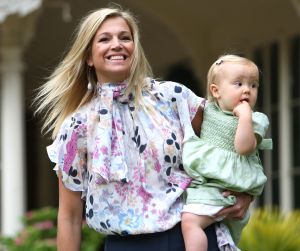 16-07-2008 KONINKLIJKHUIS: MAXIMA EN WILLEM ALEXANDER BLIJ MET SUPER TRIO. Wat een leuk trio AMALIA ALEXIA en ARIANE  drie meisjes drie prinsessen en in leeftijd schelen ze slechts anderhalf jaar maar uiterlijk totaal verschillend. Het was weer het foto kwartiertje op de Horsten dit maal. Het hele verhaal en de mooste plaatsjes deze week in uw weekblad Prive.
foto: Albert den Iseger.