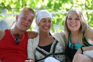 04-07-2009 SHOWBIZZ; RIA BRIEFFIES MET GEZIN HEERLIJK OP VAKANTIE IN TURKIJE. Zij koesterde elk moment met haar familie en vrienden in het zon overgoten Turkije. Lees het zeer aangrijpende verhaal wat Yvonne Hoebe optekende deze week in uw weekblad Prive. Exclusieve foto-s: Albert den Iseger.
Downloads van foto na toestemming van fotograaf.