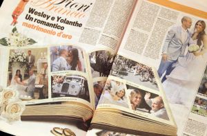 22-07-2010 SHOWBIZZ; HUWELIJK VAN YOLANTHE EN WESLEY SNEIJDER IN CASTELNUOVO BERARDENGA ITALIE. Het kleine dorpje midden in het prachtig Chianti gebied leek veel op Hollywood. Veel prominente voetballers waren aanwezig oa. Lamico Montari_Patrick Kluivert_Rafael van de Vaart_Pierre van Hooijdonk_Marco Branca_Christian Chivu en Cordoba. Nederlandse sterren waren oa. De gehele familie Froger_ Ivo Niehe_Mark van Eeuwen_Erik Kuster en Slivie van der Vaart. Rosanna Lima de huwelijksplanner van het gouden stel genoot van haar mooi uitgedachte huwelijksplan. Het was een waar sprookjes huwelijk in een te mooie omgeving.
foto: Albert den Iseger.