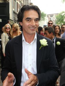 21-07-2010 SHOWBIZZ; KIM FEENSTRA TROUWT MET DJ MICHAEL MENDOZA BOUTERSE. Het 23 jarige model gaf in de kerk de Duif in Amsterdam het ja woord aan de DJ Michael Mendoza. De bruidsjurk was gemaakt door Monique Collignon.
foto.Albert den Iseger
