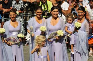 22-07-2010 SHOWBIZZ; HUWELIJK VAN YOLANTHE EN WESLEY SNEIJDER IN CASTELNUOVO BERARDENGA ITALIE. Het kleine dorpje midden in het prachtig Chianti gebied leek veel op Hollywood. Veel prominente voetballers waren aanwezig oa. Lamico Montari_Patrick Kluivert_Rafael van de Vaart_Pierre van Hooijdonk_Marco Branca_Christian Chivu en Cordoba. Nederlandse sterren waren oa. De gehele familie Froger_ Ivo Niehe_Mark van Eeuwen_Erik Kuster en Slivie van der Vaart. Rosanna Lima de huwelijksplanner van het gouden stel genoot van haar mooi uitgedachte huwelijksplan. Het was een waar sprookjes huwelijk in een te mooie omgeving. 
foto: Albert den Iseger.