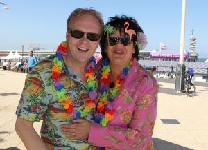 20-06-2011 SHOWBIZZ; SOCIETY LUNCH IN SCHEVENINGEN.
foto: Albert den Iseger.