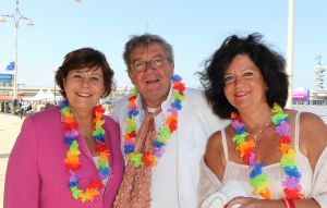 20-06-2011 SHOWBIZZ; SOCIETY LUNCH IN SCHEVENINGEN.
foto: Albert den Iseger.