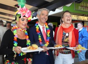 20-06-2011 SHOWBIZZ; SOCIETY LUNCH IN SCHEVENINGEN.
foto: Albert den Iseger.