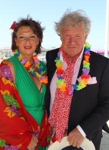 20-06-2011 SHOWBIZZ; SOCIETY LUNCH IN SCHEVENINGEN.
foto: Albert den Iseger.