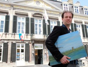 09-07-2013 SHOWBIZZ; MARC RIEU IS TROTS OP ZIJN VADER ANDRE. Marc Rieu leeft in de luwte van zijn beroemde vader Andre. Marc is kunstschilder en maakt prachtige dromerige landschapsschilderijen.
foto: Albert den Iseger