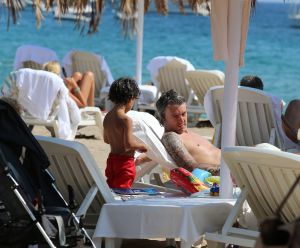 18-07-2013 SHOWBIZZ; IBIZA IS OOK IN 2013 WEER HOT ONDER DE BN ers. Wendy van Dijk-Ruud de Wild-Najib Amhali- Edwin Evers-Kluun-Estelle Cruiff-Badr Hari-Boris Becker en al zijn kinderen-Summery James-Afro Jack-Armin van Buuren en tal van anderen.
foto: Albert den Iseger.