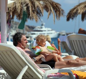 18-07-2013 SHOWBIZZ; IBIZA IS OOK IN 2013 WEER HOT ONDER DE BN ers. Wendy van Dijk-Ruud de Wild-Najib Amhali- Edwin Evers-Kluun-Estelle Cruiff-Badr Hari-Boris Becker en al zijn kinderen-Summery James-Afro Jack-Armin van Buuren en tal van anderen.
foto: Albert den Iseger.