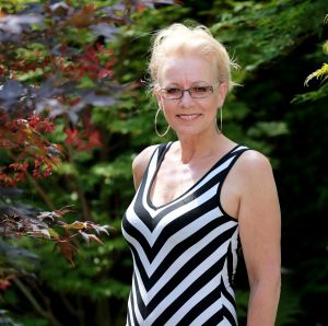 07-07-2014 SHOWBIZZ: ALICE MAYWOOD GAAT ALLEEN VERDER MET CARRIERE. Voor de tweede keer gaat Alice zonder haar zus CAREN door met haar zang carriere. Nadat Gerard Joling de zussen weer bij elkaar bracht lijkt de breuk nu als nooit tevoren. 
foto: Albert den Iseger