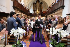 09-07-2014 SHOWBIZZ; CORRY KONINGS HUILT VAN GELUK BIJ BRUILOFT VAN DOCHTER SHARONA. Corry huilde in het Waalse kerkje dikke tranen om het geluk van haar dochter Sharona. Haar beide ex mannen  Cor de Vries en Ton Snoeren waren ook aanwezig op de bruiloft. Als gasten traden op Frans Bauer en Roy Donders.
foto: Albert den Iseger