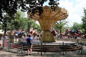 11-07-2016 SHOWBIZZ; FRANS EN MARLOES DUIJTS 12.5 JAAR GETROUWD. Het huwelijksfeest werd gevierd in de Efteling.Met familie en vrienden werd 3 dagen feest gevierd tussen allerlei attractie s en gezelligheid.
foto: Albert den Iseger