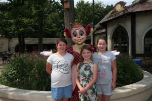 11-07-2016 SHOWBIZZ; FRANS EN MARLOES DUIJTS 12.5 JAAR GETROUWD. Het huwelijksfeest werd gevierd in de Efteling.Met familie en vrienden werd 3 dagen feest gevierd tussen allerlei attractie s en gezelligheid.
foto: Albert den Iseger