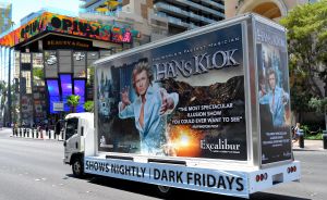 29-07-2019 SHOWBIZZ; PREMIERE VAN NIEUWE SHOW HANS KLOK IN LAS VEGAS.
De PR machines draaien op volle toeren, het theater is klaar en de eerste show was klaar en uitverkocht. De kop is er vanaf voor Hans, nu 48 weken lang draait hij elke dag 1 show en dan even 5 weken op vakantie.
exclusieve foto: Albert den Iseger