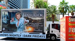 29-07-2019 SHOWBIZZ; PREMIERE VAN NIEUWE SHOW HANS KLOK IN LAS VEGAS.
De PR machines draaien op volle toeren, het theater is klaar en de eerste show was klaar en uitverkocht. De kop is er vanaf voor Hans, nu 48 weken lang draait hij elke dag 1 show en dan even 5 weken op vakantie.
exclusieve foto: Albert den Iseger