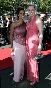 18-06-2005 SHOWBIZZ; AIDS FONDS GALA TE AMSTERDAM.
In de Heineken hal te Amsterdam waren meer dan 1200 mensen aanwezig om deel te nemen aan het Amsterdam Diner t.b.v. het aids fonds.
Foto; Albert den Iseger