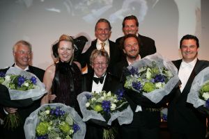 06-06-2005 SHOWBIZZ; HET HORLOGE VAN HET JAAR IS WEER GEKOZEN. Afgelopen zaterdagavond werd in Huis Ter Duin weer het Horloge Gala 2005 gehouden. Een deskundige jury koos diverse horloges uit in de diverse prijsklasses
foto: Albert den Iseger