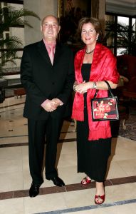 12-06-2005 SHOWBIZZ; JAAP LIETHOF VIERT ZIJN VERJAARDAG IN HOTELS VAN ORANJE TE NOORDWIJK.Vele bekende Nederlanders waren gekomen in dress code black en red om samen met Jaap het feest van zijn verjaardag te vieren.
Foto;Albert den Iseger