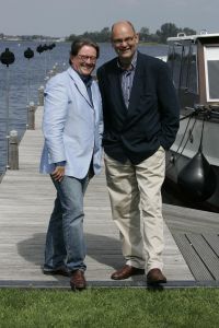 03-06-2005 SHOWBIZZ; DE BREUK IS DEFINITIEF TUSSEN FONS VAN WESTERLOO EN LEO VAN DER GOOT. Leo van der Goot directeur bij RTL legt per vandaag zijn functie neer, het samenwerken met Fons van Westerloo ging niet meer aldus van der Goot.
Foto; Albert den Iseger
